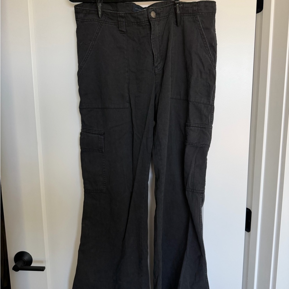 Aeropostale Black Low-Rise Utility Pants